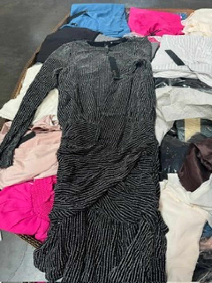Krisa Clothing Lot