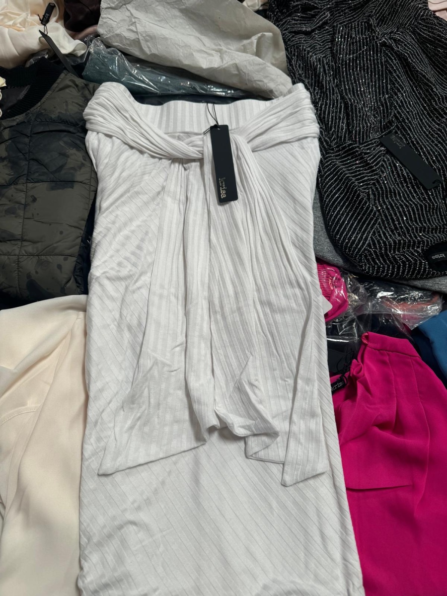 Krisa Clothing Lot