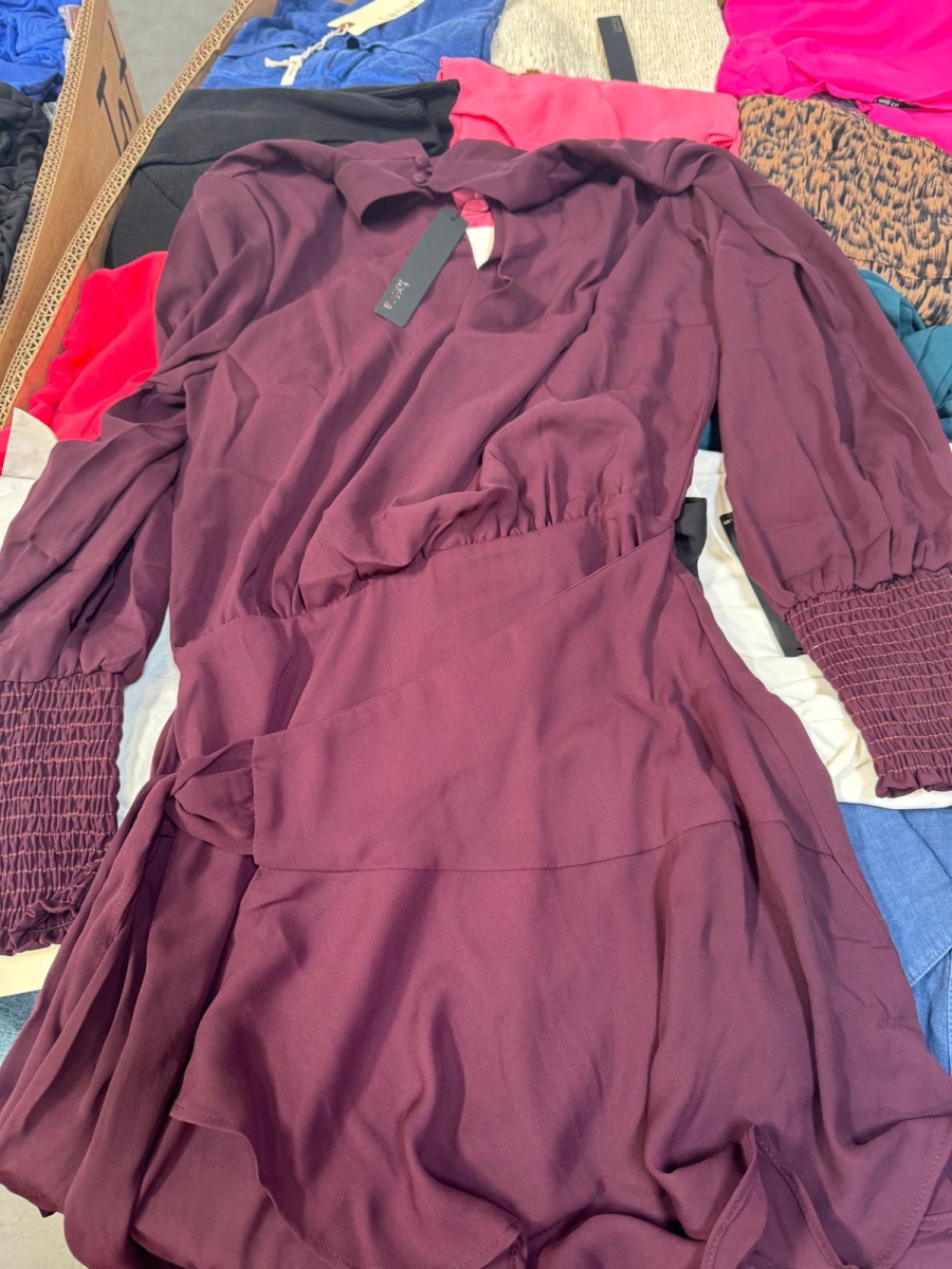 Krisa Clothing Lot